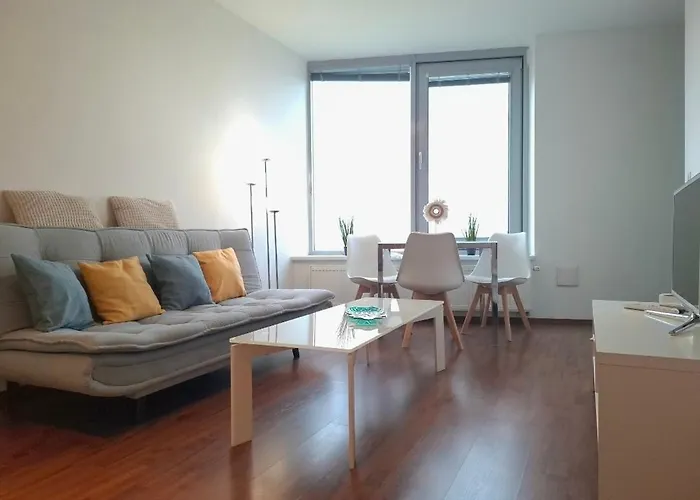 A Zen Getaway With Garage Parking Bratislava