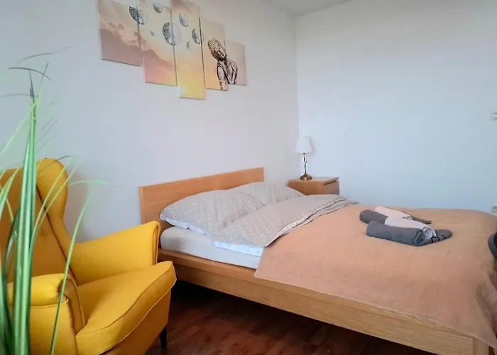 Apartmán A Zen Getaway With Garage Parking Bratislava